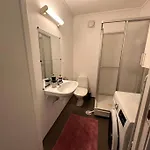 Διαμέρισμα Studioleilighet Sentralt I Med Eget Soverom