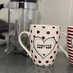 Studioleilighet Sentralt I Med Eget Soverom Διαμέρισμα