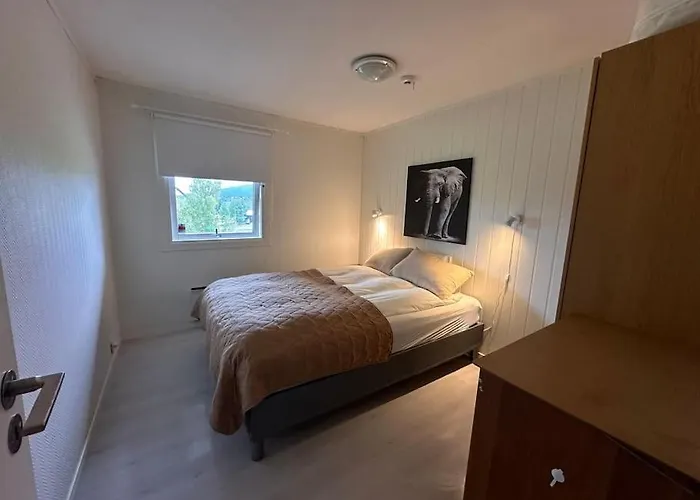 Appartement Studioleilighet Sentralt I Med Eget Soverom