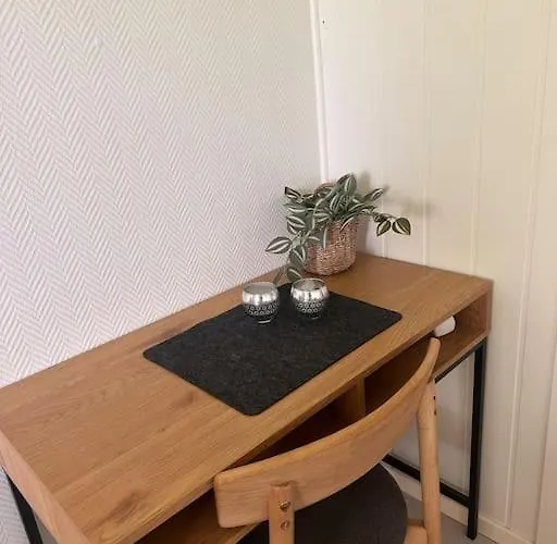 Studioleilighet Sentralt I Med Eget Soverom Alta