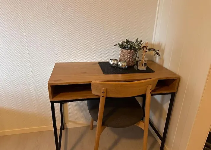 Studioleilighet Sentralt I Med Eget Soverom Appartement Alta